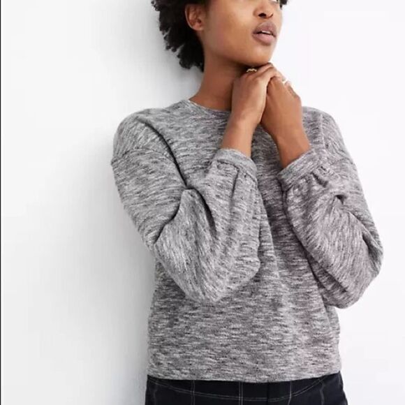 Madewell Gray Textured Crewneck Sweatshirt! ❤️ - Picture 1 of 7